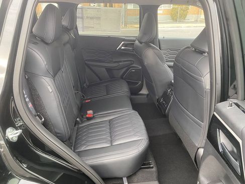 New 2026 Mitsubishi Outlander SEL image 26