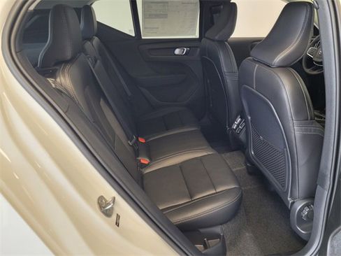 New 2026 Volvo XC40 B5 Core w/ Climate Package image 10