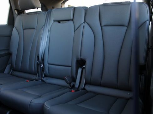 New 2025 Audi Q7 3.0T Premium Plus image 21