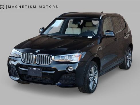 Used 2017 BMW X3 xDrive28i image 4