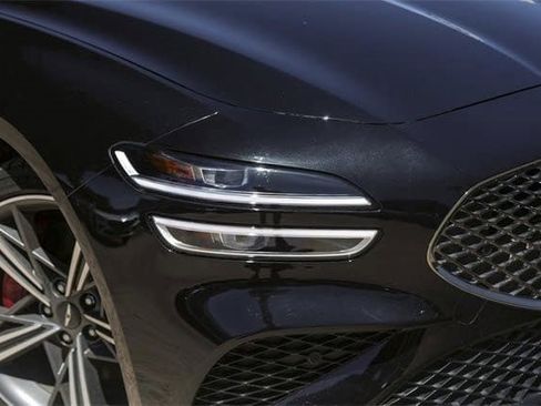 Used 2025 Genesis G70 3.3T Advanced image 7