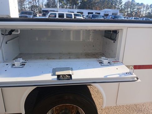 Used 2016 RAM 5500 Tradesman w/ Power Accessory Group image 44