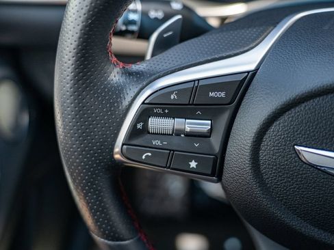 Used 2022 Genesis G70 3.3T RWD image 27