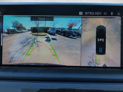 Used 2021 BMW 745e xDrive 745e xDrive w/ Premium Package image 11