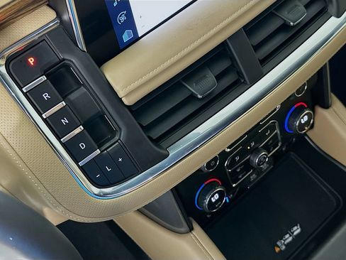 Used 2023 Chevrolet Tahoe Premier w/ Advanced Technology Package RWD image 16