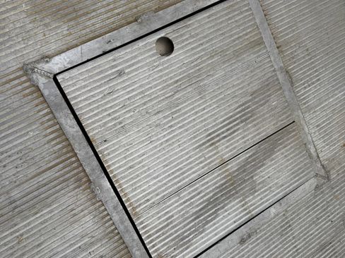 Used 2024 Chevrolet Silverado 3500 LT w/ Convenience Package image 9