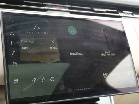 Certified 2023 Land Rover Range Rover SE AWD/4WD image 23