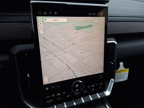 New 2026 GMC Acadia Denali w/ Super Cruise Package image 8