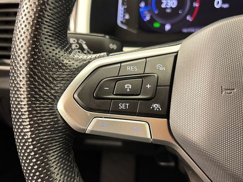 Used 2022 Volkswagen Atlas Cross Sport SEL Premium R-Line image 16