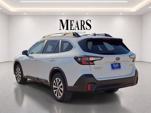 Used 2021 Subaru Outback Premium AWD/4WD image 3
