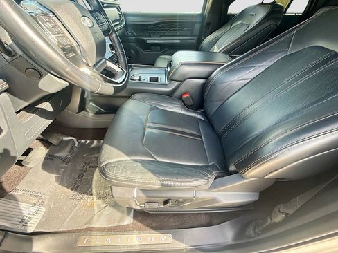 Used 2023 Ford Expedition Platinum RWD image 20