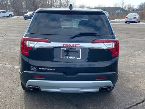 Certified 2023 GMC Acadia SLE w/ LPO, Floor Liner Package image 4