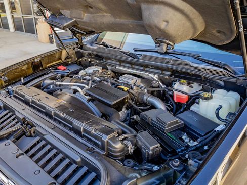 Used 2022 Chevrolet Silverado 2500 LTZ w/ Carhartt Edition image 39