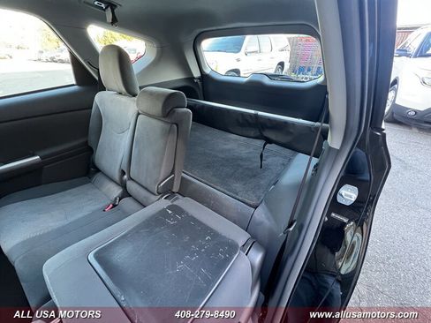 Used 2012 Toyota Prius V Three image 23