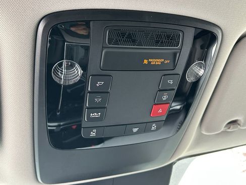 New 2026 Kia Carnival LX image 29