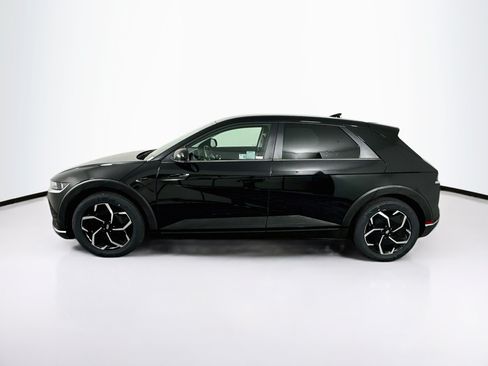 Used 2024 Hyundai Ioniq 5 SEL RWD image 4