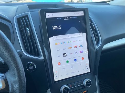 Used 2024 Ford Edge SEL image 26