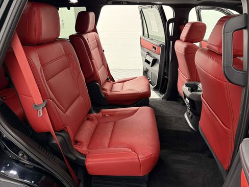 Used 2024 Toyota Sequoia Platinum image 17