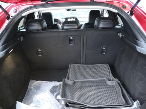 Certified 2025 MAZDA CX-30 AWD 2.5 S w/ Select Sport Pkg image 10