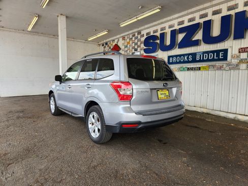 Used 2016 Subaru Forester 2.5i Premium w/ Popular Package #1 AWD/4WD image 5