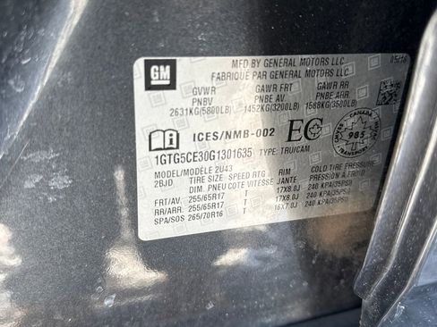 Used 2016 GMC Canyon SLE image 16