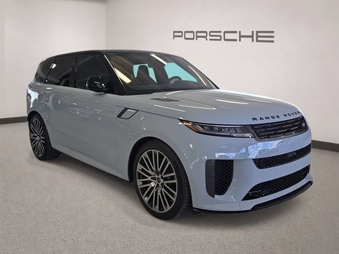 Used 2026 Land Rover Range Rover Sport SV AWD/4WD image 5
