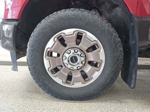 Used 2025 Ford F350 King Ranch AWD/4WD image 9