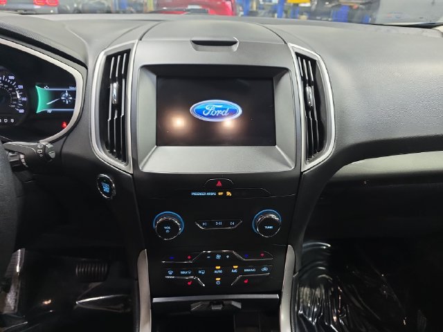 Used 2019 Ford Edge SEL w/ Equipment Group 201A AWD/4WD image 20