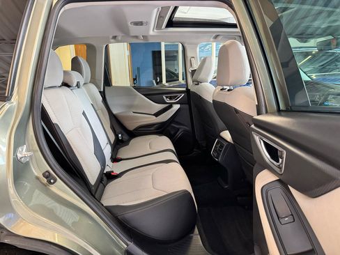 Used 2021 Subaru Forester Premium w/ Popular Package #1 AWD/4WD image 31