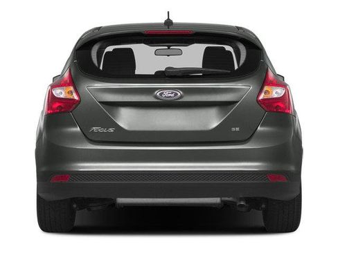 Used 2014 Ford Focus SE FWD image 5