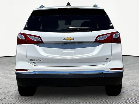 Used 2019 Chevrolet Equinox LT w/ Sun & Navigation Package FWD image 5