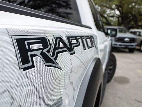 Used 2022 Ford F150 Raptor w/ Raptor 37 Performance Package image 12