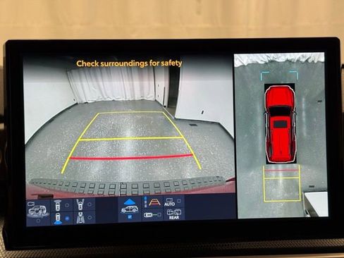 Used 2025 Toyota 4Runner Limited image 17