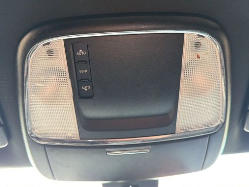 Used 2019 Dodge Charger SXT RWD image 20
