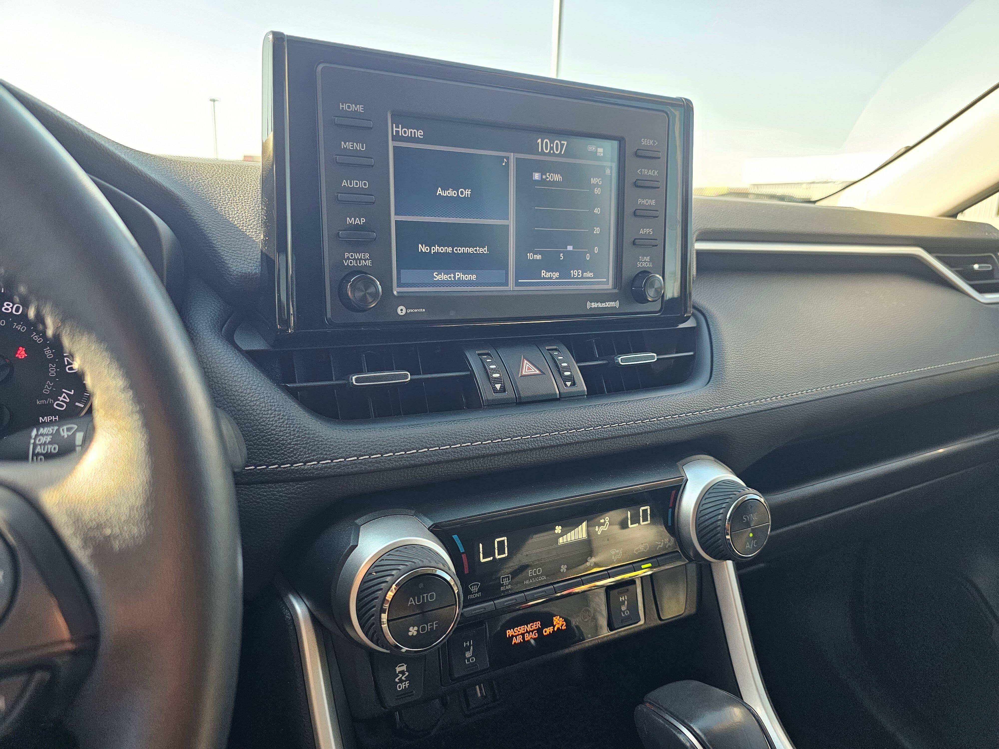 Certified 2021 Toyota RAV4 XLE Premium AWD/4WD image 24