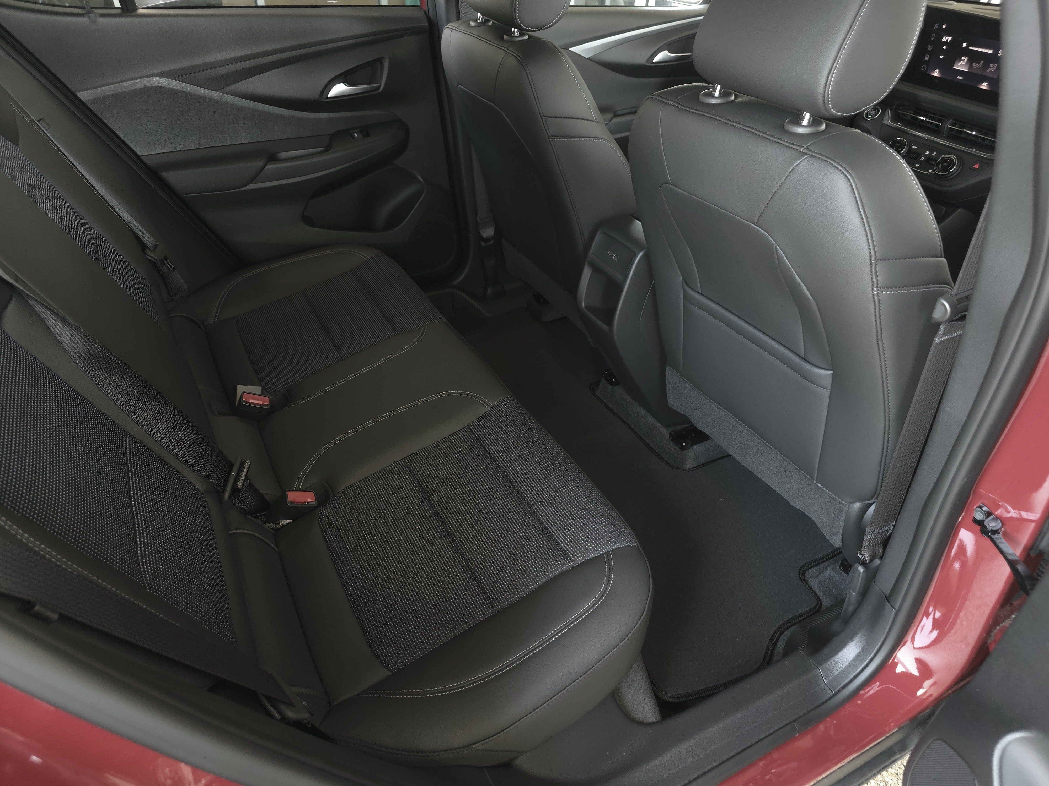 New 2026 Buick Envista Preferred w/ Convenience I Package FWD image 31