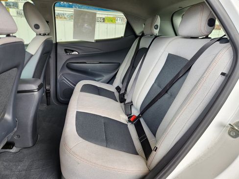Used 2019 Chevrolet Bolt LT image 6
