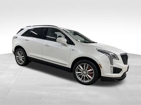 Certified 2023 Cadillac XT5 Sportv w/ Technology Package AWD/4WD image 1