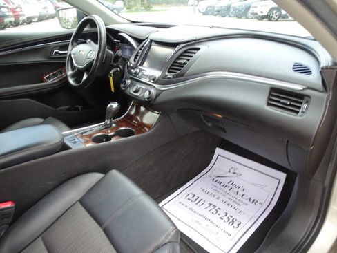Used 2014 Chevrolet Impala LT FWD image 33