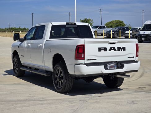 New 2026 RAM 2500 Laramie w/ Night Edition AWD/4WD image 4