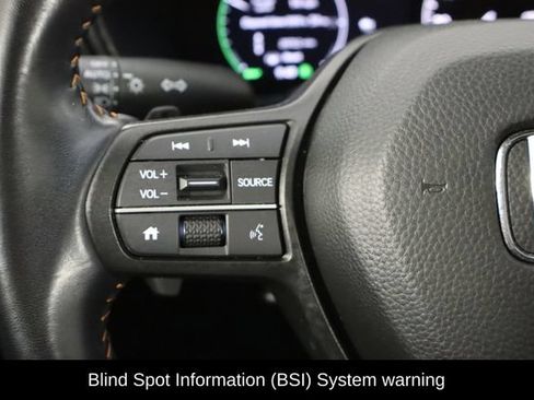 Used 2025 Honda CR-V Sport image 8
