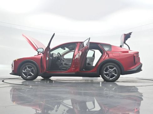 Used 2025 Kia K4 FWD image 43