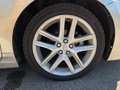 Used 2015 Lexus CT 200h image 31