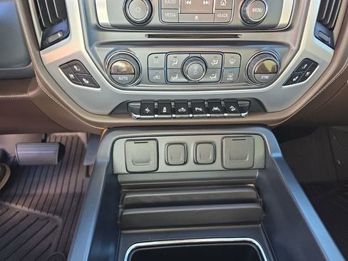 Used 2018 GMC Sierra 1500 SLT AWD/4WD image 22