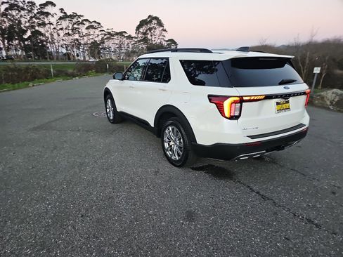 New 2026 Ford Explorer Active w/ Active Comfort Package image 26