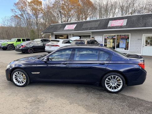 Used 2014 BMW 750Li xDrive image 8