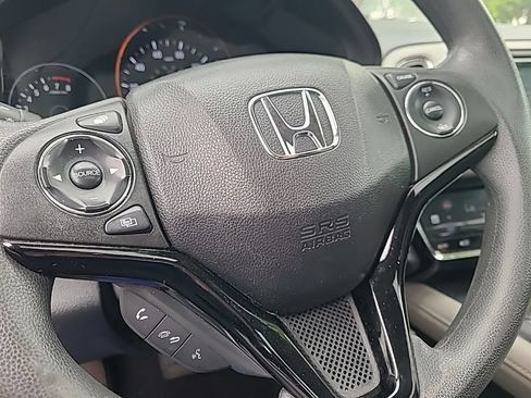 Used 2016 Honda HR-V EX image 24