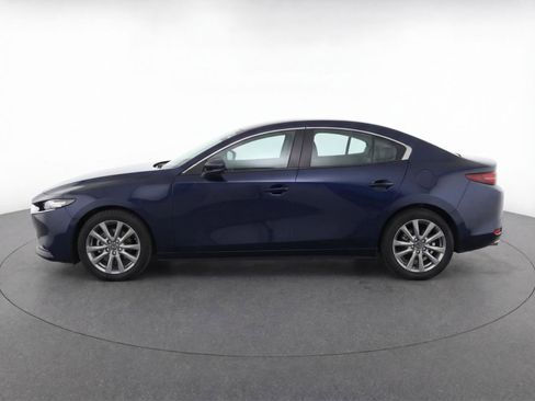 Used 2020 MAZDA MAZDA3 Sedan image 4