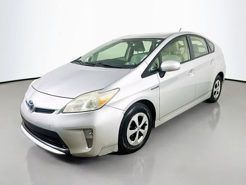 Used 2012 Toyota Prius Three FWD image 3