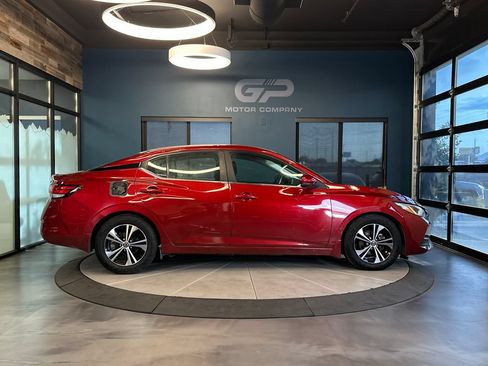 Used 2020 Nissan Sentra SV w/ Electronics Package FWD image 2
